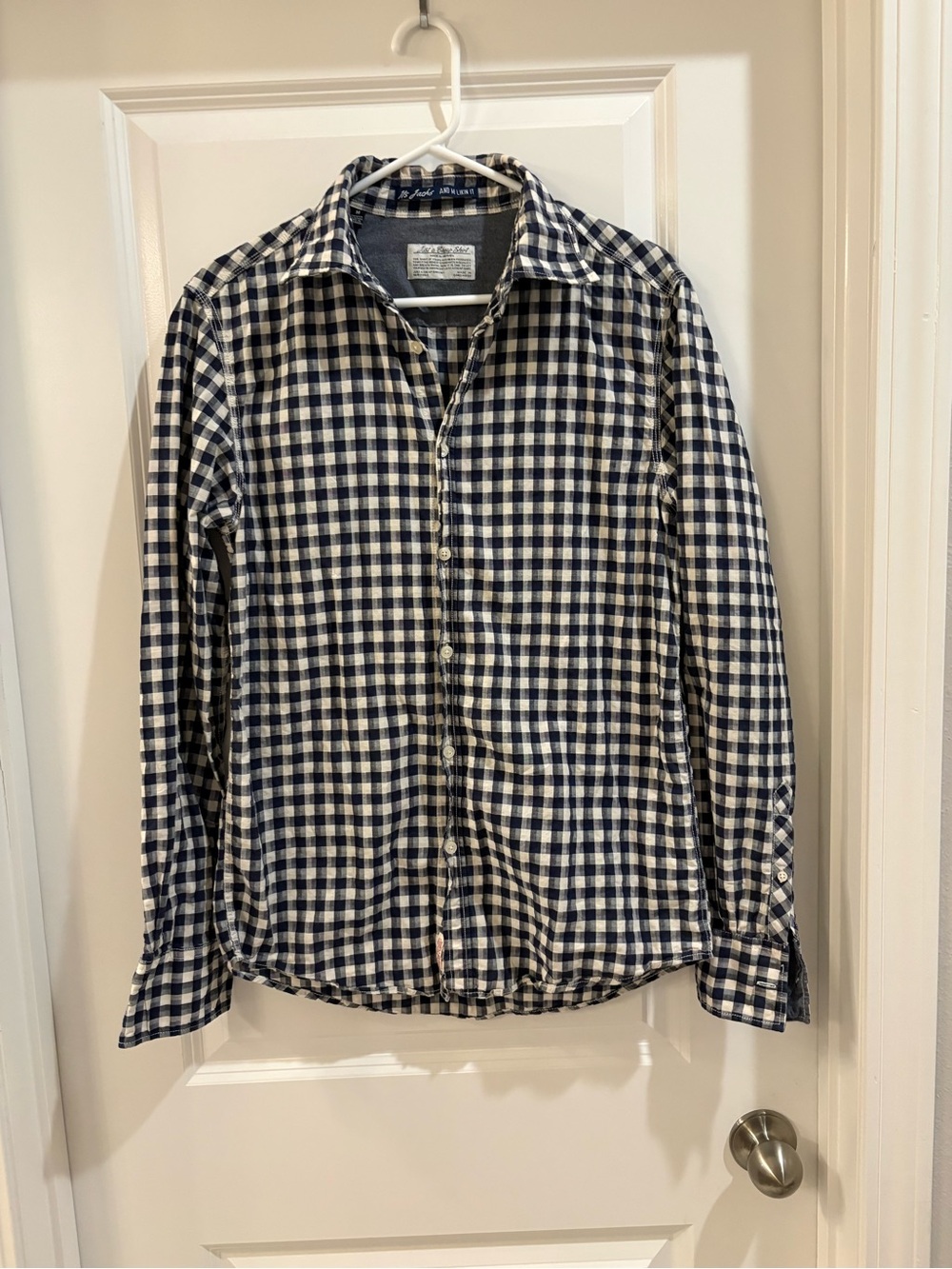 Men's Navy & White Checked Casual Button-Down Shirt